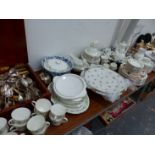A ROYAL DOULTON AINSDALE PATTERN PART TEA AND DINNER SERVICE, OTHER VARIOUS CHINAWARES, SILVER