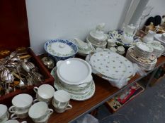 A ROYAL DOULTON AINSDALE PATTERN PART TEA AND DINNER SERVICE, OTHER VARIOUS CHINAWARES, SILVER