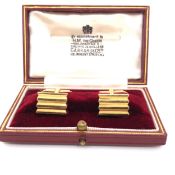 A PAIR OF 18ct HALLMARKED GOLD GENTLEMAN'S CUFFLINKS. DATED 1964, LONDON AND SIGNED KW, COMPLETE