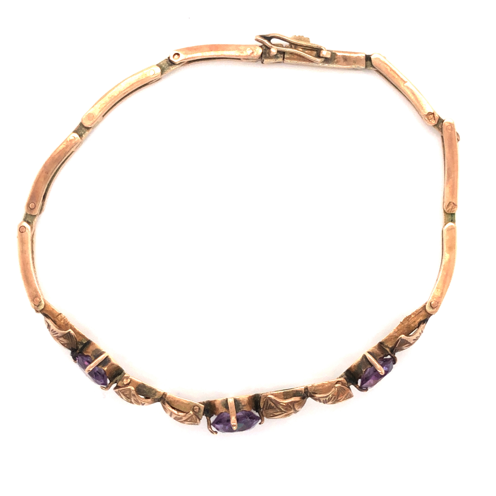 A VINTAGE THREE STONE SYNTHETIC COLOUR CHANGE SAPPHIRE BRACELET. THE THREE PURPLE/BLUE STONES - Image 3 of 6