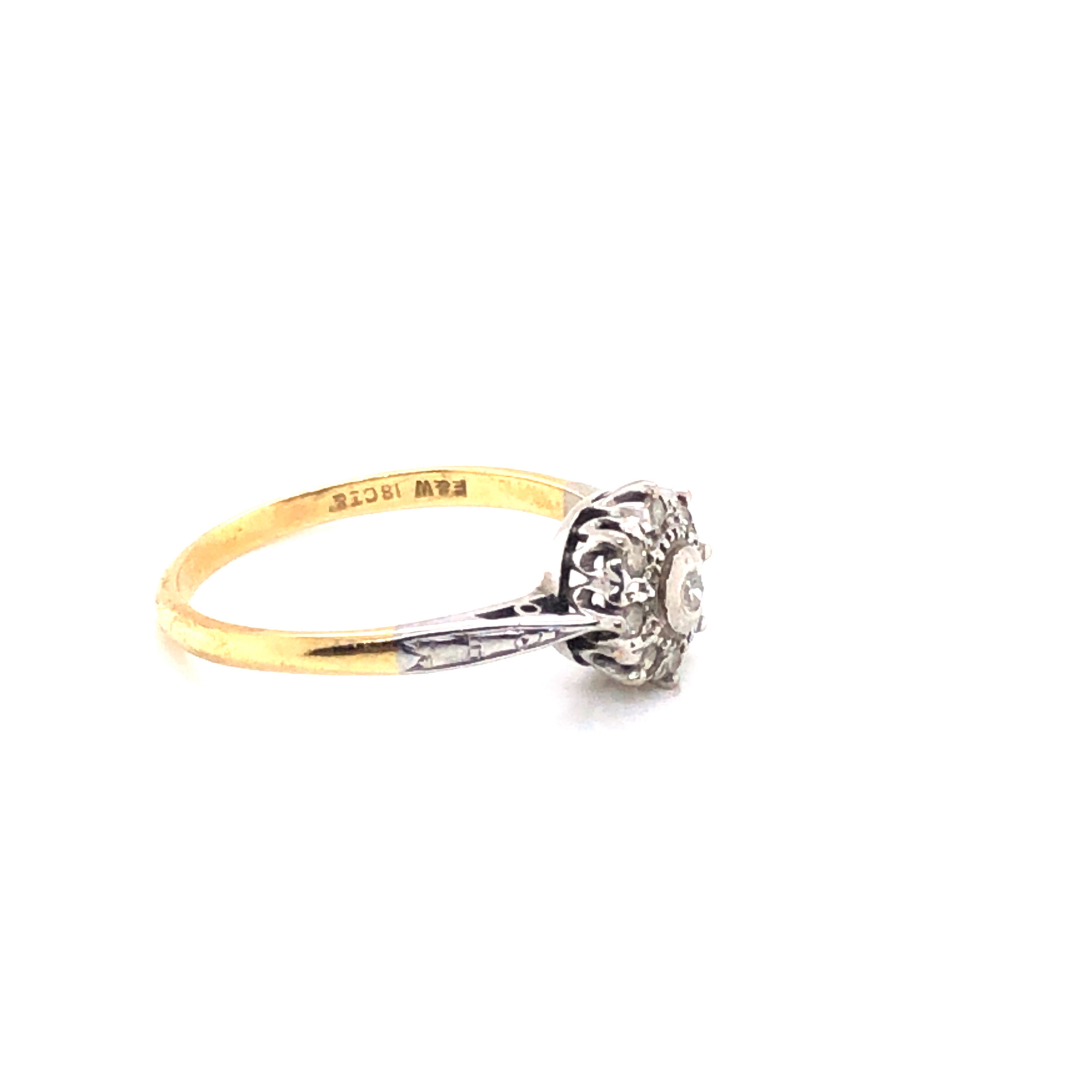 A VINTAGE 18ct YELLOW AND WHITE GOLD DIAMOND RING. THE INSIDE SHANK STAMPED 511, E & W, 18ct & OTHER - Image 5 of 6
