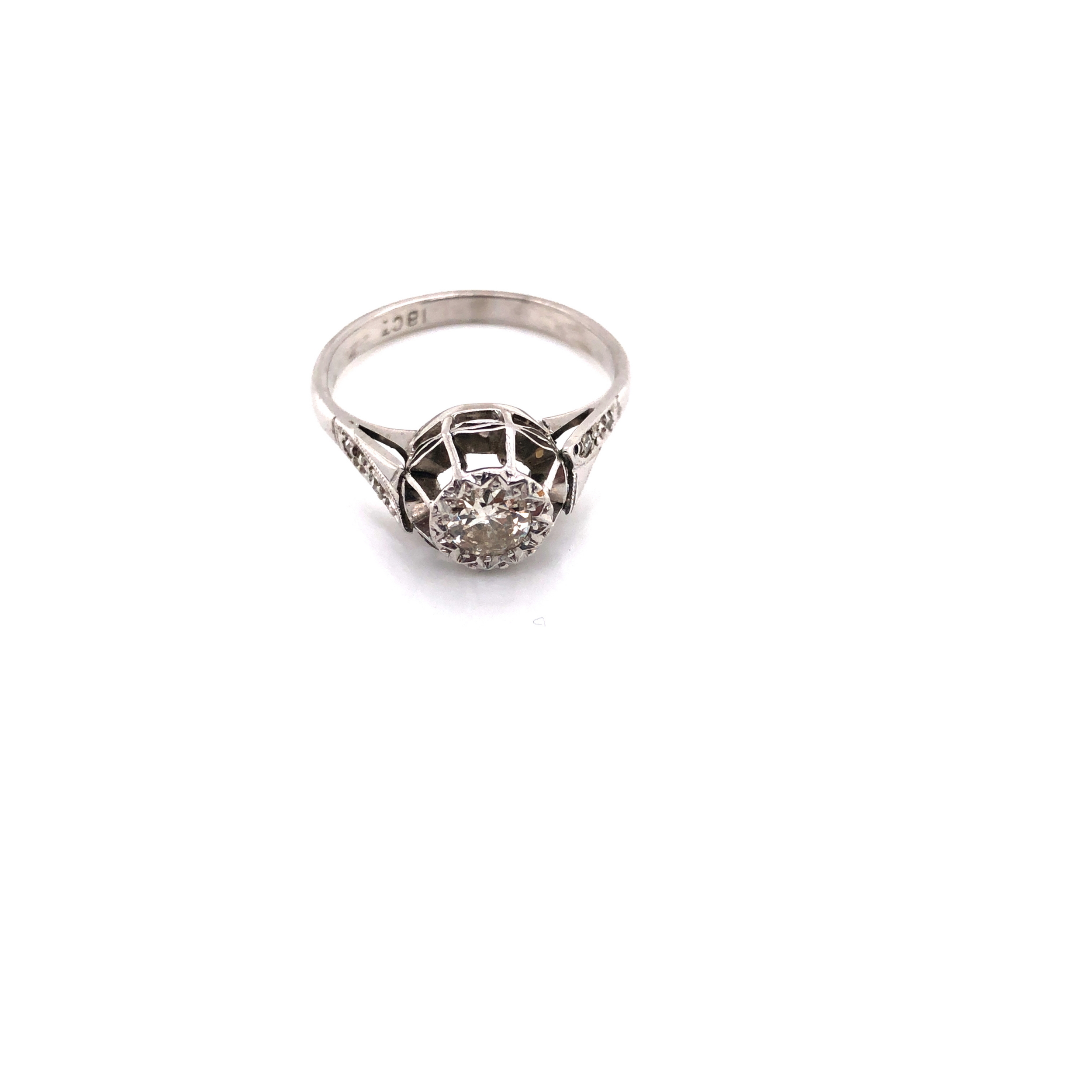 A VINTAGE DIAMOND SOLITAIRE RING COMPLETE WITH ROSE CUT DIAMOND SET SHOULDERS. THE PRINCIPLE DIAMOND - Image 2 of 2