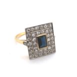 A VINTAGE SAPPHIRE AND DIAMOND CLUSTER RING, STAMPED 18ct GOLD AND PLATINUM TO INSIDE SHANK AND