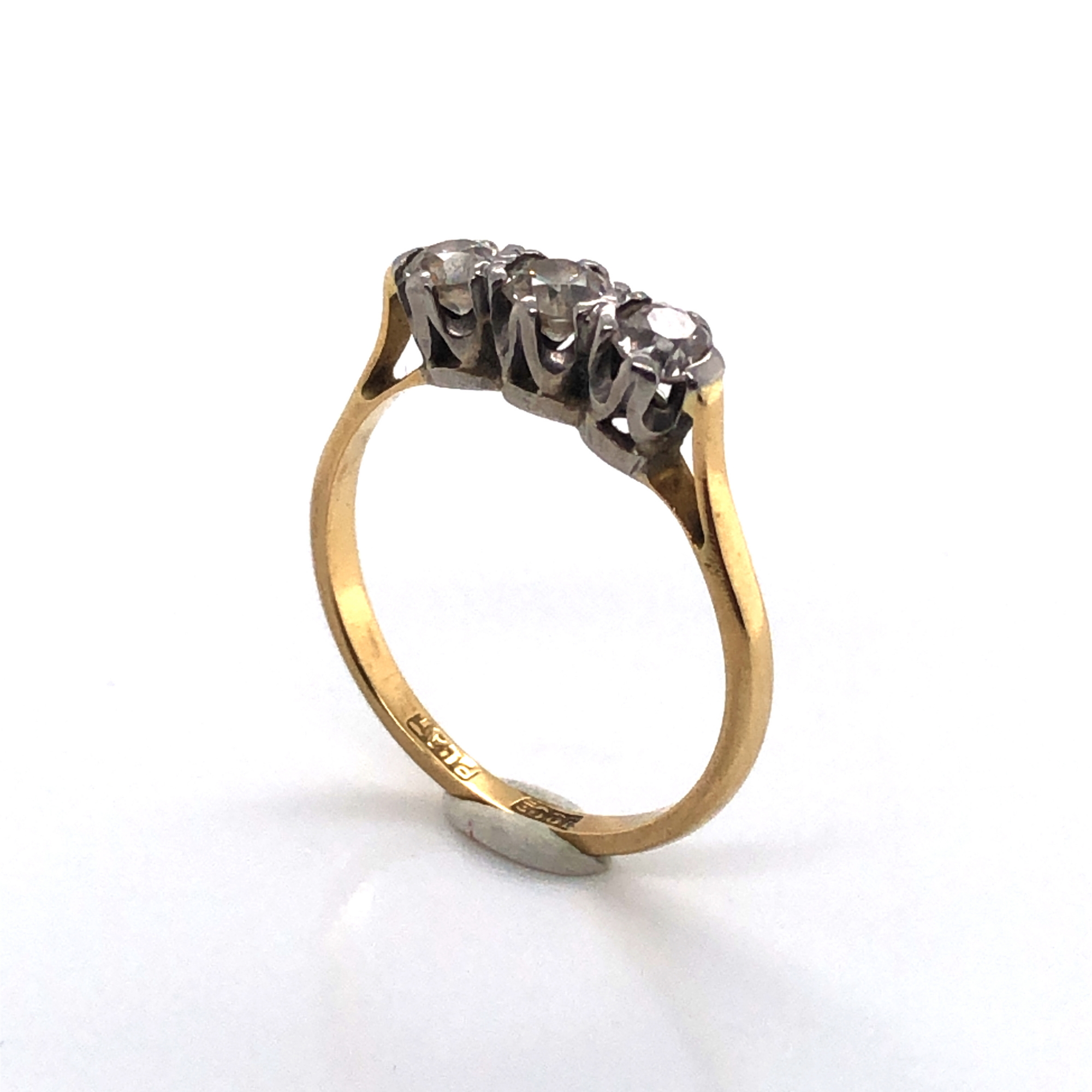 A DIAMOND THREE STONE OLD CUT RING. THE INSIDE SHANK STAMPED 18ct PLAT AND ASSESSED AS AN 18ct - Image 5 of 9