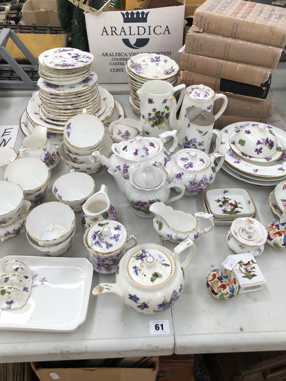 AN ANTIQUE HAMMERSLEY AND CO TEA SERVICE TOGETHER WITH DECORATIVE HEREND SMALL DISHES, AND FIVE - Image 2 of 15
