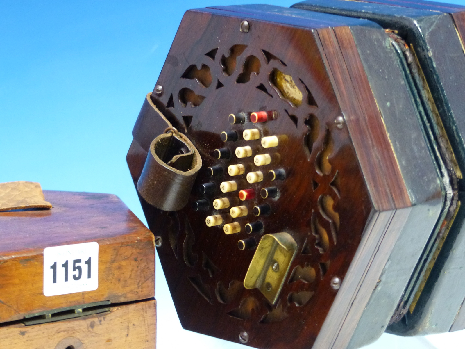A MAHOGANY CASED CONCERTINA, THE HEXAGONAL ENDS TO THE LEATHER BELLOWS IN ROSEWOOD. W 16cms. - Image 2 of 9