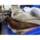 VARIOUS VINTAGE FUR COATS AND STOLES.