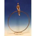 AN INTERESTING MODERNIST METAL SCULPTURE "WATCHING FROM THE HORIZON" MOUNTED ON MARBLE BASE 54CM HI