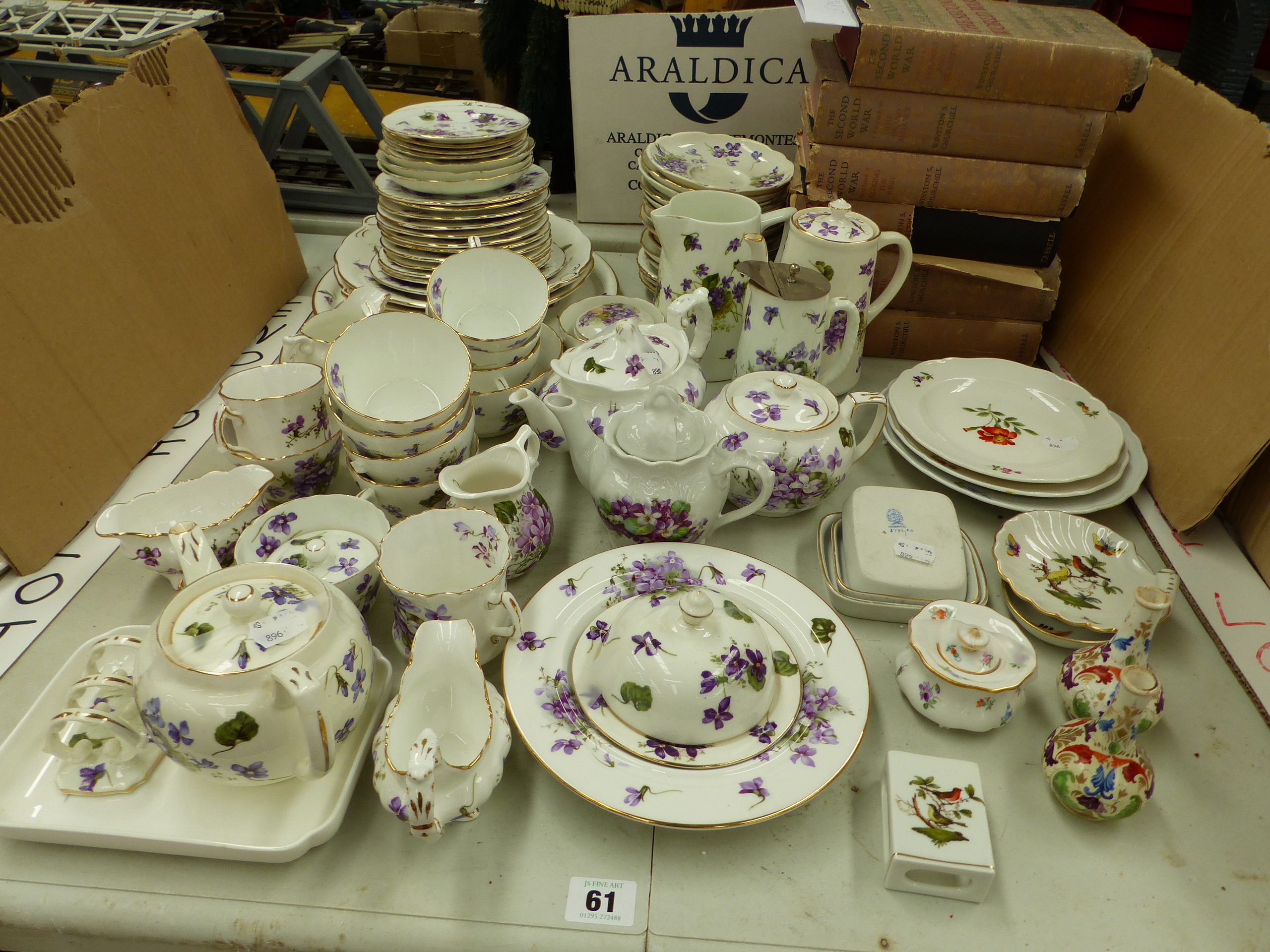 AN ANTIQUE HAMMERSLEY AND CO TEA SERVICE TOGETHER WITH DECORATIVE HEREND SMALL DISHES, AND FIVE