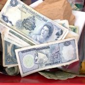 A LARGE BOX OF VARIOUS COINS AND BANKNOTES ETC