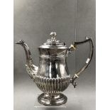 A GEORGIAN HALLMARKED SILVER COFFEE POT DATED LONDON 1815 FOR CRISPIN FULLER, WITH AN ADAPTED