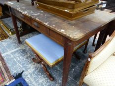 A PINE TABLE WITH SINGLE DRAWER ABOVE TAPERING SQUARE LEGS. W 138 x D 77 x H 76cms.