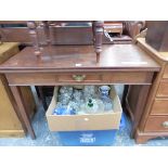 A 19th C. MAHOGANY TEA TABLE, THE RECTANGULAR TOP OPENING ONTO SINGLE GATE, A SINGLE APRON DRAWER