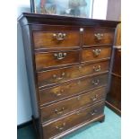 A GEORGIAN MAHOGANY CHEST OF FOUR SHORT DRAWERS ABOVE FOUR GRADED LONG DRAWERS ON BRACKET FEET. W