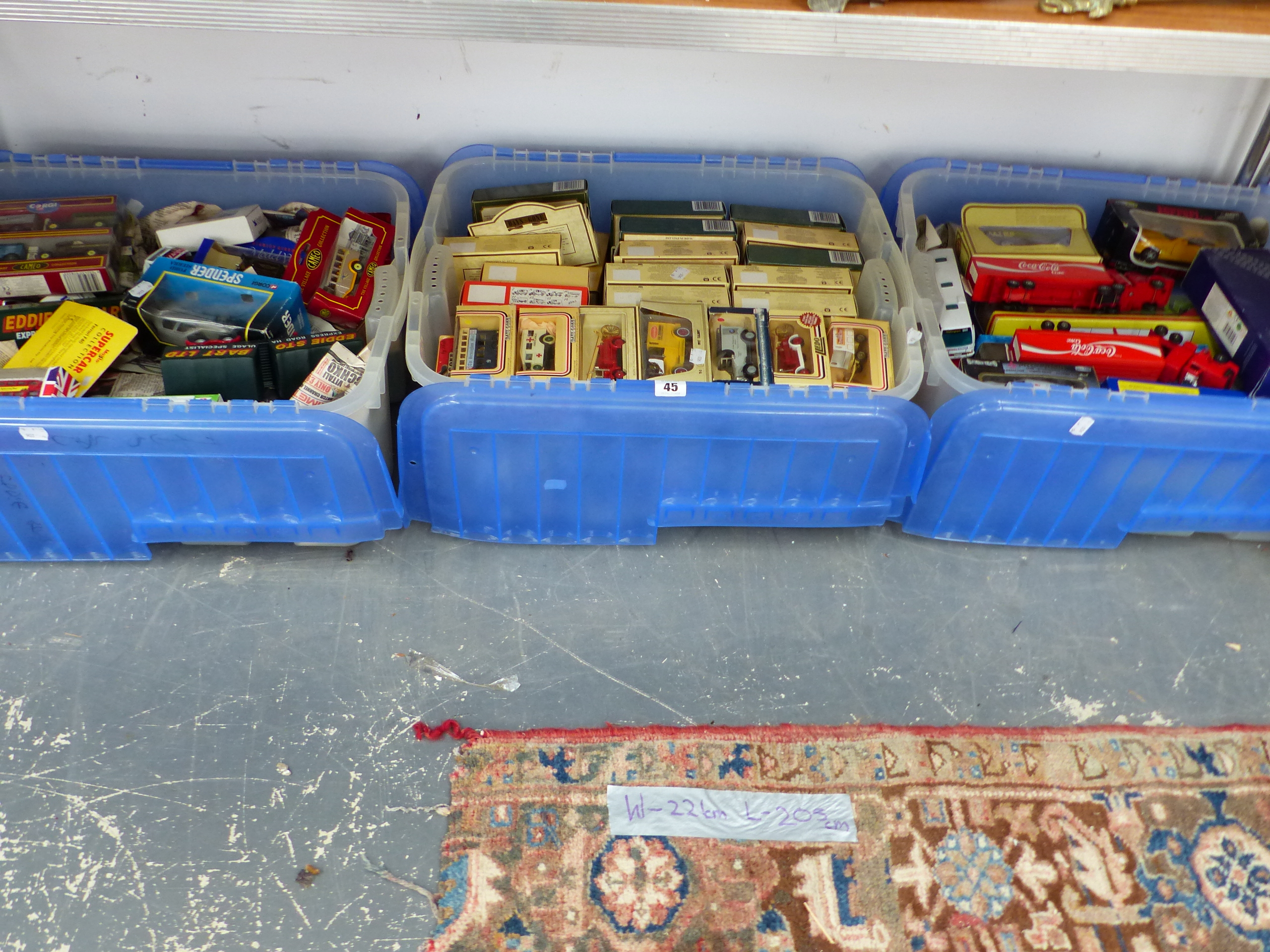 A QUANTITY OF BOXED DIE CAST AND OTHER VEHICLES BY LLEDO, CORGI, AND OTHERS.