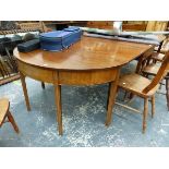 A 19th.C. MAHOGANY D-END DINING TABLE WITH CENTRAL GATELEG EXTENSION, APRONS ABOVE THE TAPERING CHAN