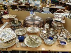 A QUANTITY OF ANTIQUE AND LATER SILVER PLATED WARES AND A HALLMARKED SILVER TOAST RACK.