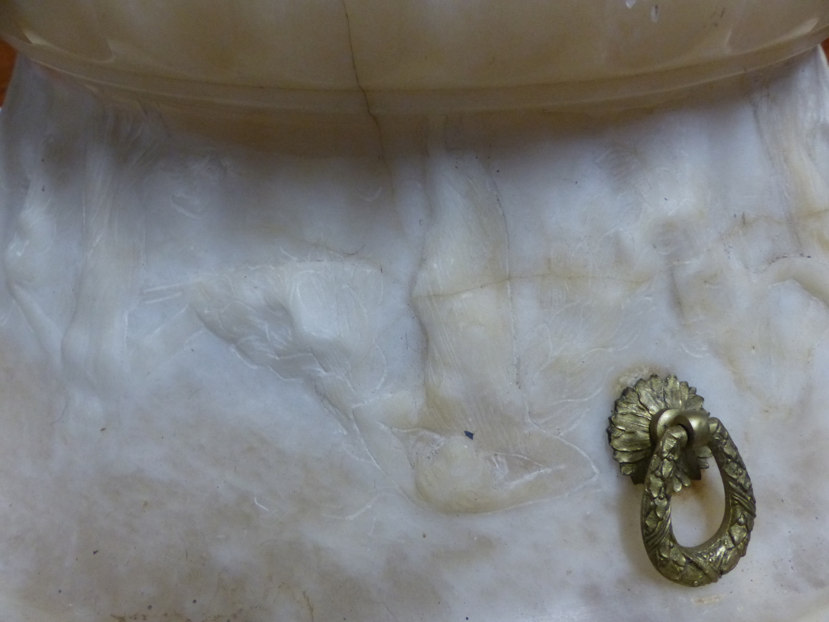 AN ALABASTER CEILING DISH WITH THREE ORMOLU SUSPENSION RINGS IN A FRIEZE OF DANCING CLASSICAL - Image 3 of 7