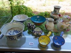 GROUP OF ORIENTAL CHINAWARE AND ENAMEL, TO INCLUDE BLUE AND WHITE EXAMPLES GINGERS JAR, ETC.