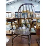 AN ANTIQUE OAK AND ELM WINDSOR CHAIR