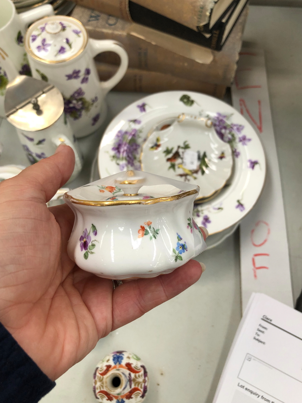 AN ANTIQUE HAMMERSLEY AND CO TEA SERVICE TOGETHER WITH DECORATIVE HEREND SMALL DISHES, AND FIVE - Image 8 of 15