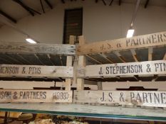 A QUANTITY OF VINTAGE FRUIT CRATES.