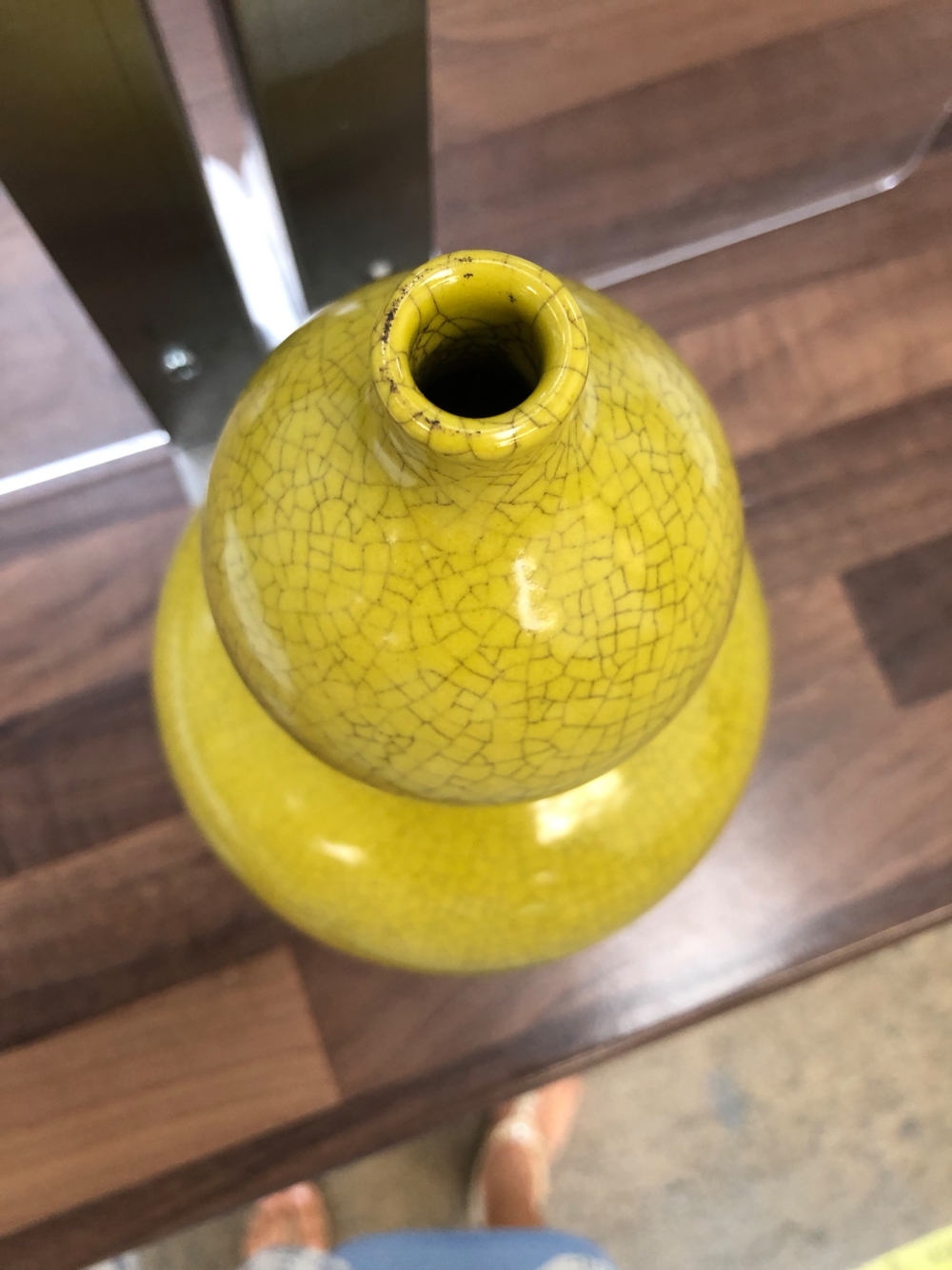 AN ORIENTAL DOUBLE GOURD VASE WITH YELLOW GLAZE. - Image 4 of 15