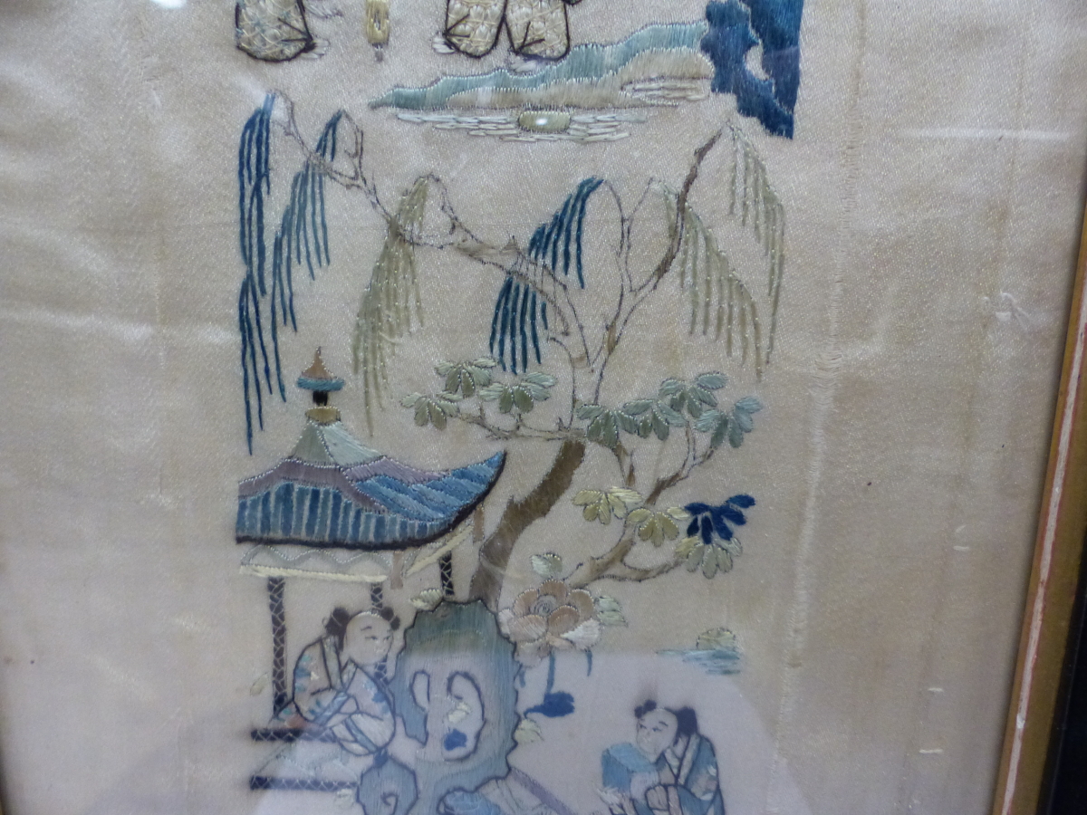 A PAIR OF CHINESE CREAM SILK SLEEVE PANELS EMBROIDERED WITH LADIES AND CHILDREN IN AND ABOUT - Image 21 of 24