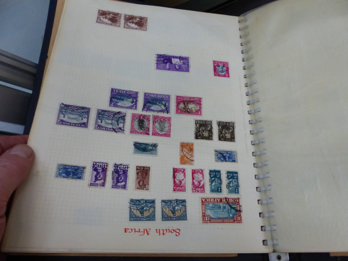 A QUANTITY OF FIRST DAY COVERS, VARIOUS ALBUMS OF WORLD STAMPS ETC. - Image 6 of 7