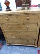 A PINE CHEST OF DRAWERS THREE LONG TWO SHORT (NO LOCKING KEY) W 103 X D 52 X H 111 cm