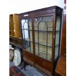 AN EDWARDIAN DISPLAY CABINET, 103 x 32 x 177cm H