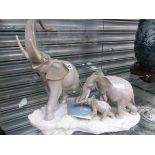 A LLADRO PORCELAIN FAMILY OF THREE ELEPHANTS