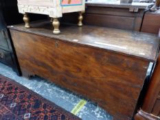 A GEORGIAN ELM LARGE LARGE PLANK COFFER. W 122 X D 46 X H 52CMS