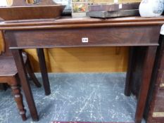 A GEORGE III MAHOGANY FOLD OVER TEA TABLE. W 87 X D 40 X H 73CMS.