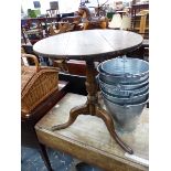 A GEORGIAN OAK TILT TOP TRIPOD TABLE.