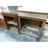 A ANTIQUE STYLE CLERKS DESK TOGETHER WITH A SMALL SINGLE DRAWER ROSTRUM.