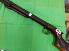 A VINTAGE BSA UNDER LEVER AIR RIFLE.