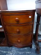 A SMALL THREE DRAWER BEDSIDE CHEST. W 45 X D 45 X H 66CMS.