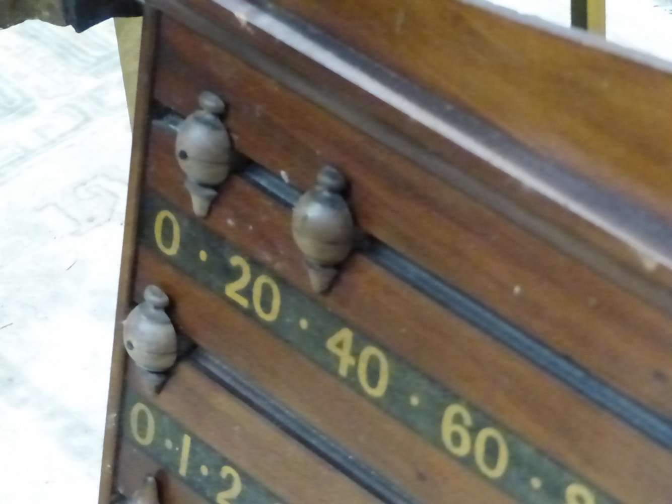 AN ANTIQUE MAHOGANY BILLIARD SCORE BOARD, BY STEVENS AND SONS, 50 x 98cms - Image 4 of 14