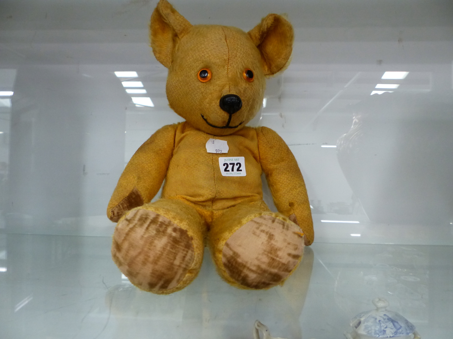 A VINTAGE JOINTED TEDDY BEAR