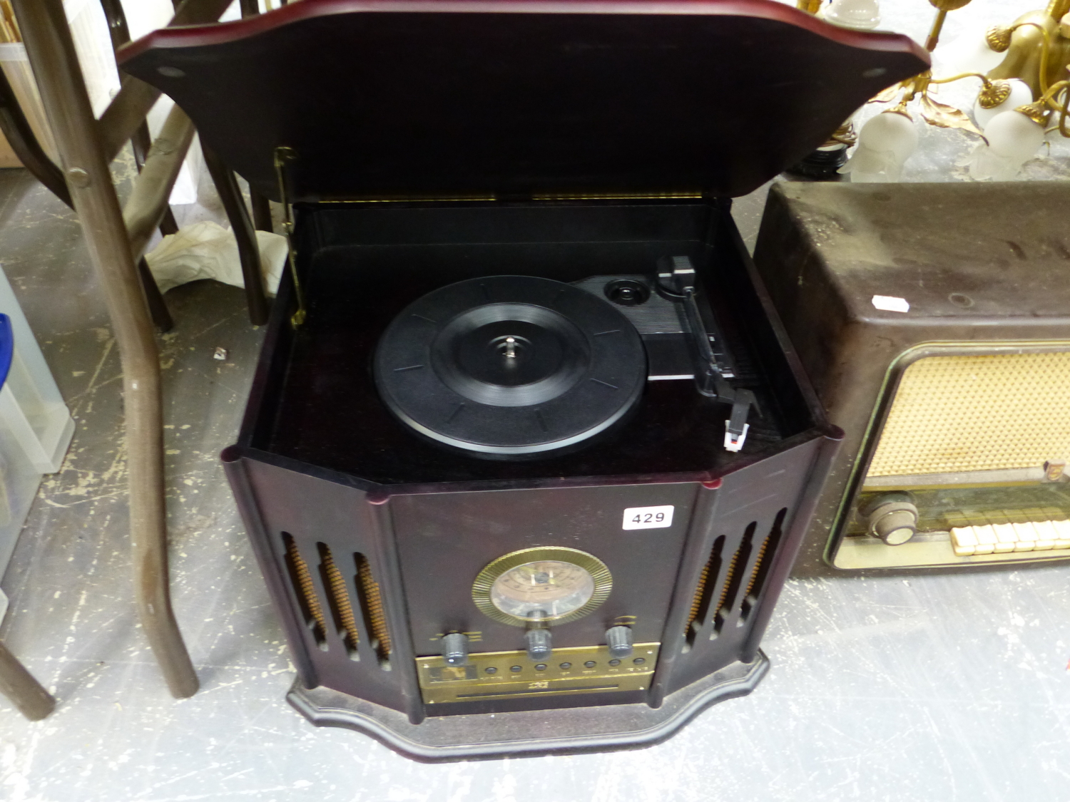 A VINTAGE BAKELITE PHILLIPS RADIO, TOGETHER WITH A VINTAGE STYLED CD AND RECORD PLAYER TUNER.