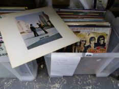 A QUANTITY OF RECORD ALBUMS TO INCLUDE PINK FLOYD, THE TRAVELLING WILBURYS, TOM LEHER ETC.