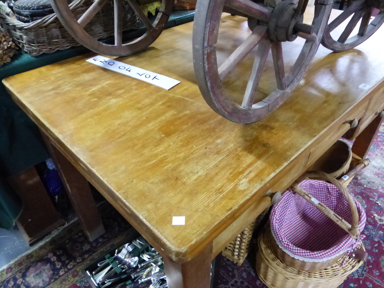 A PINE KITCHEN TABLE WITH A DRAWER TO ONE SIDE OF THE CUTLERY DRAWER AND A ZINC LINED DRAWER THE - Image 2 of 4