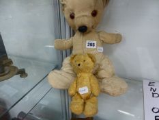 TWO VINTAGE TEDDY BEARS