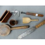 A GROUP OF TREEN, TO INCLUDE A LARGE HAND CARVED SPOON, BREAD KNIFE, ETC