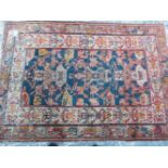 AN ANTIQUE PERSIAN HAMADAN RUG, 192 x 134cms