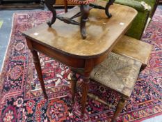 A GEORGE III MAHOGANY SIDE TABLE, THE RECTANGULAR TOP WITH ROUNDED FRONT OVER REEDED TAPERING