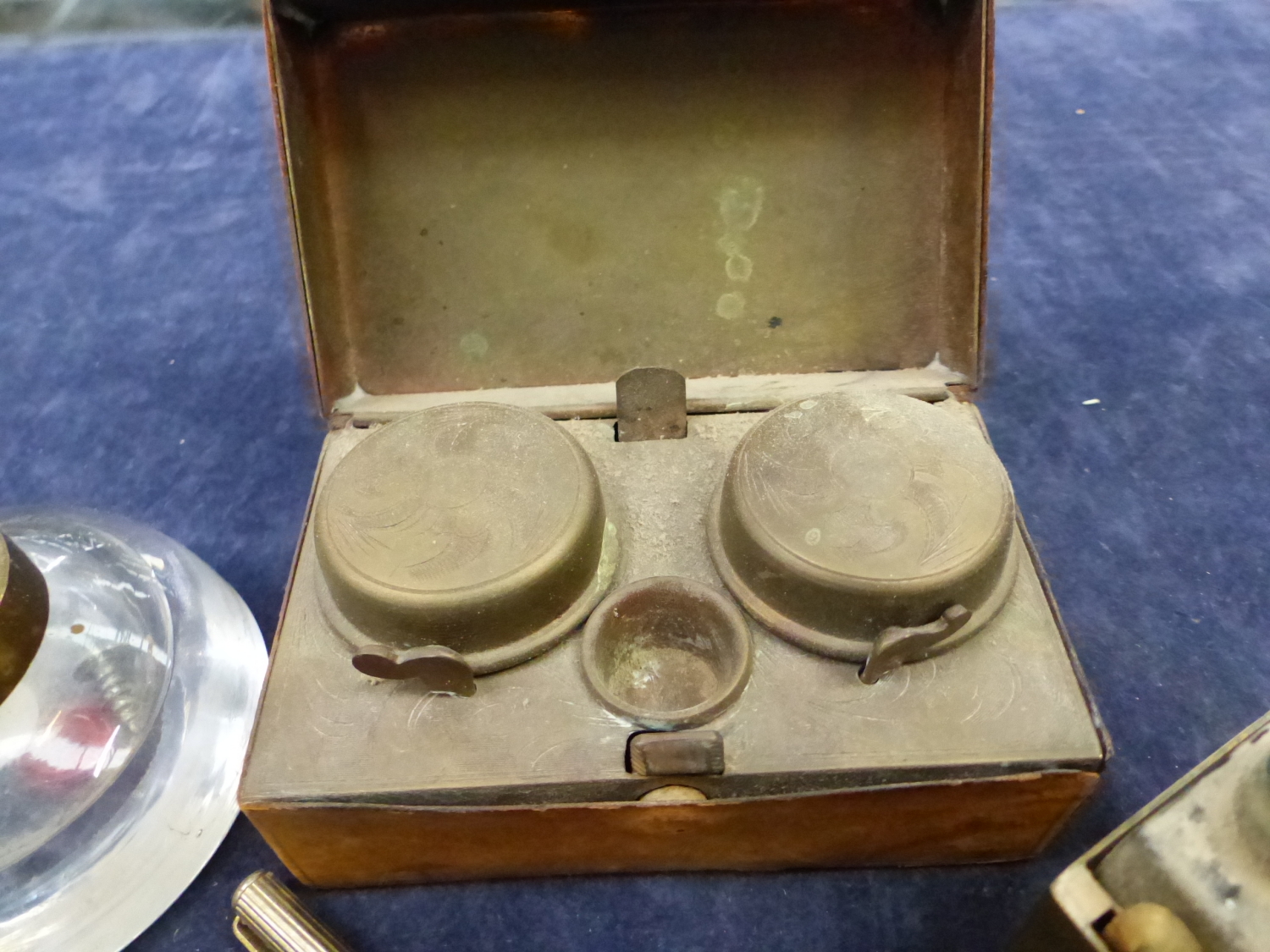 ANTIQUE AND VINTAGE INKWELLS, PENS, ETC - Image 2 of 5