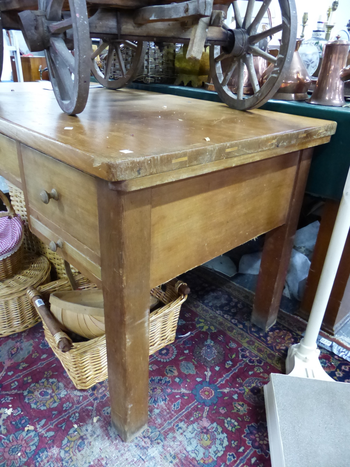 A PINE KITCHEN TABLE WITH A DRAWER TO ONE SIDE OF THE CUTLERY DRAWER AND A ZINC LINED DRAWER THE - Image 4 of 4