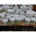 A LARGE QUANTITY OF PORT MEIRION SUMMER STRAWBERRIES PATTERN DINNER WARES ETC.